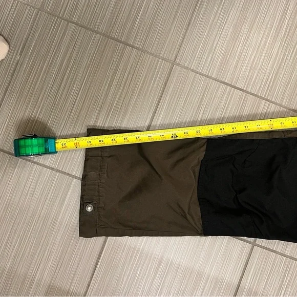 Fjallraven Men's Cargo Pants in Brown and Black - Picture 10 of 13